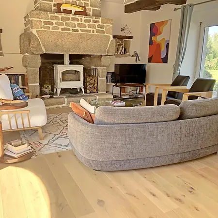 Independant De Charme Avec Piscine Chauffee A - 6 Couchages, Proche Plages - Fr-1-349-188 * Kervignac